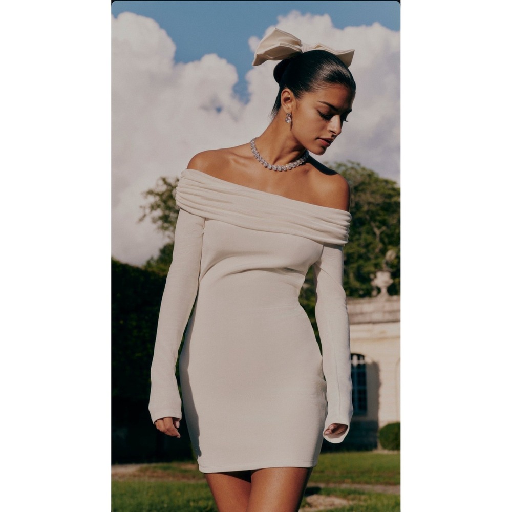 Nana Jacqueline Chantel Dress White Off Shoulder Open Back Mini Dress Size L NWT